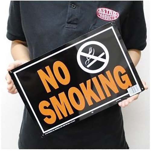 視認性に優れたHI-VISオレンジとブラックのアルミサインプレート