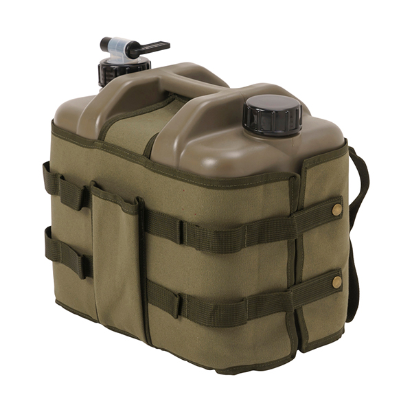 ワックスコットン生地のオリジナルカバーを取り付けたウォータータンク