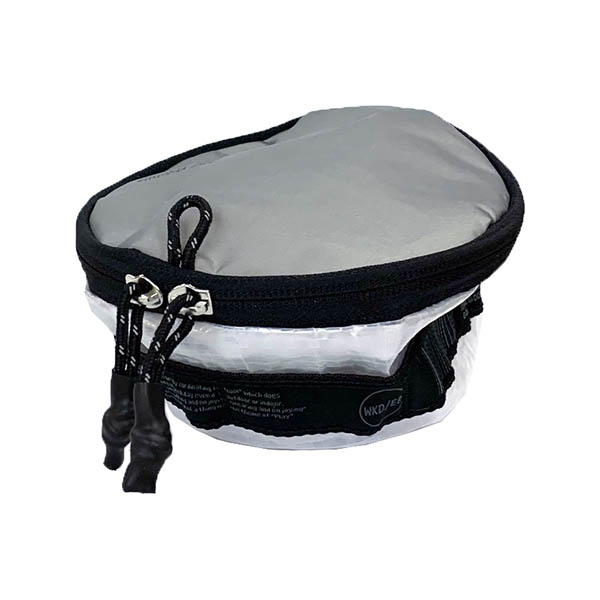 リフレクター素材とPE素材を組み合わせたシェラカップケース。