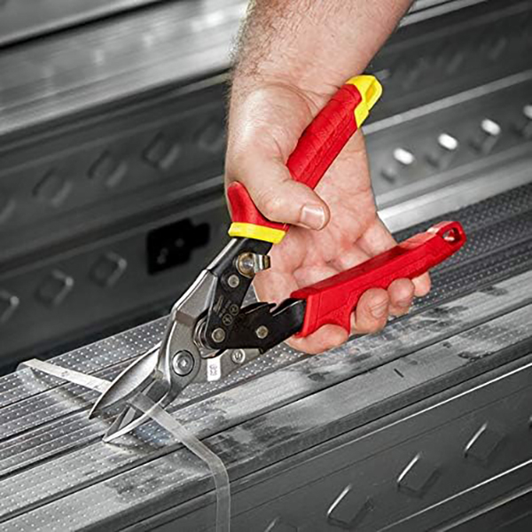 アルミニウム、ビニールサイディング、スクリーン、ボール紙、革、銅などの直線カットに最適なスニップ