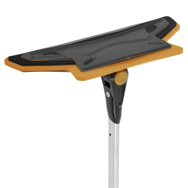 革新的なヘッドデザインにより細部までの除雪に対応。