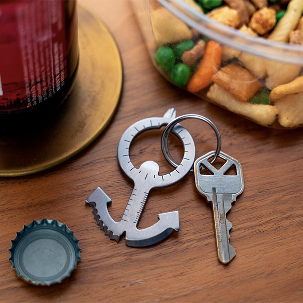 イカリ型マルチツール。