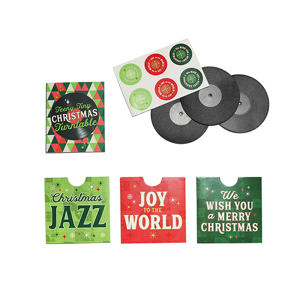 ミニチュア・レコードプレーヤーで楽しむクリスマス。