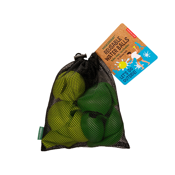 何度でも水遊びが楽しめる、12個セットのシリコン製水風船。