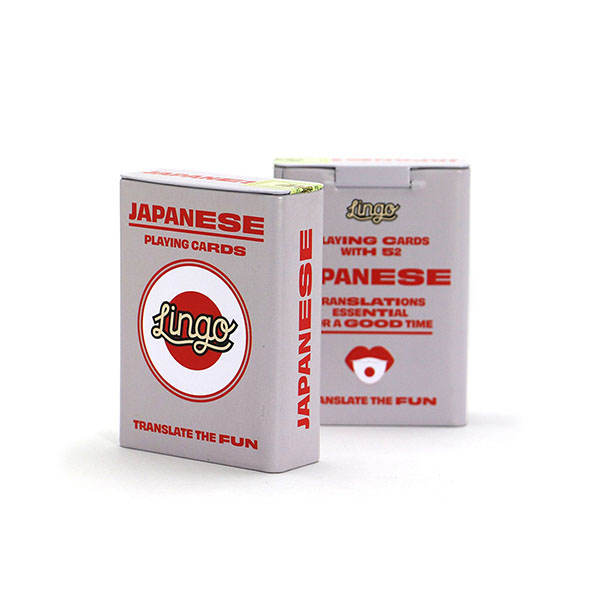 世界中を旅していたバックパッカーが手がけたフレーズトランプ