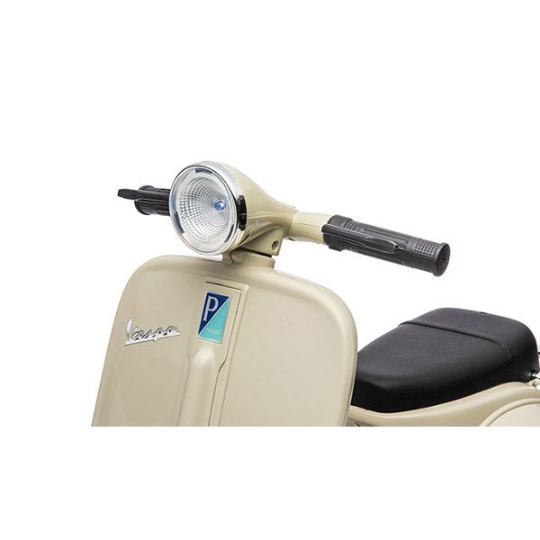 ミニベスパに2人で乗れるサイドカーが付いて登場！